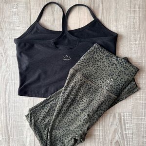 Beyond Yoga workout set